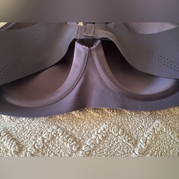 Brooks Women's Underwire Sports Bra for High Impact Running & Workouts 40DD - Picture 7 of 11